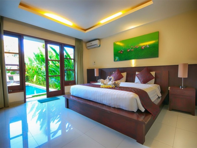 2 Bedrooms Villa