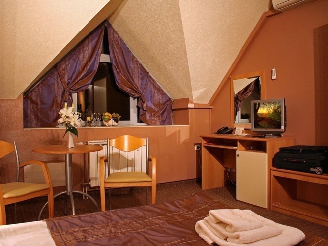 Standard Single room