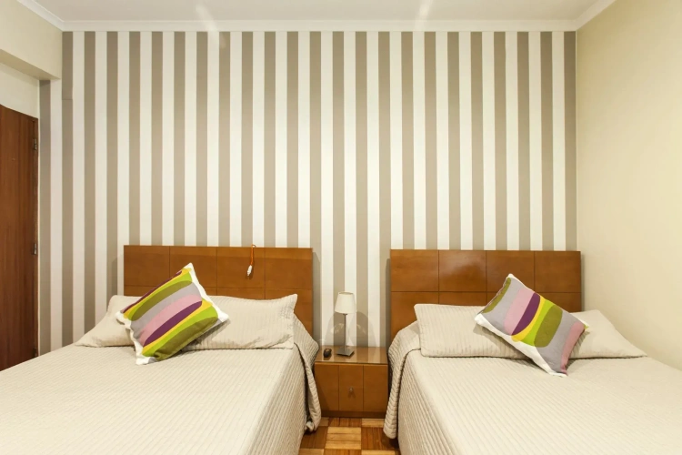 2 Bedrooms Apartment