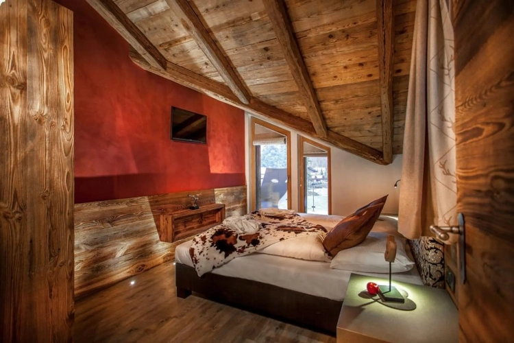 2 Bedrooms Apartment with mountain view