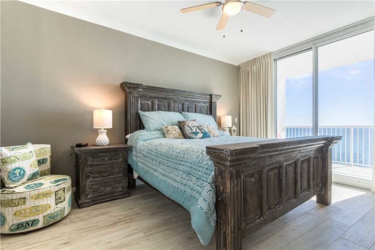 3 Bedrooms Standard room with balcony