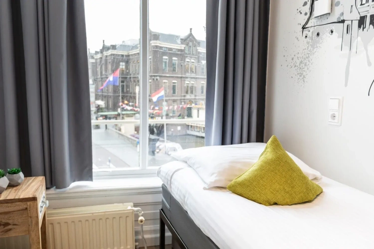 Standard Single room