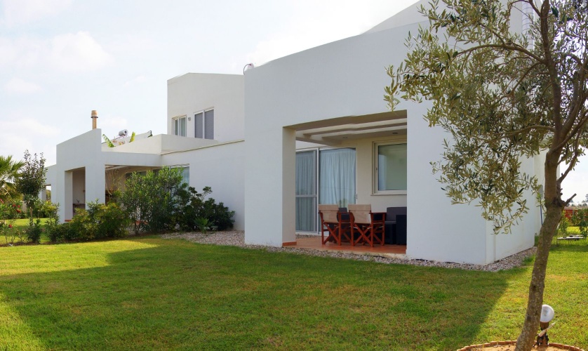 2 Bedrooms Luxury Twin Villa
