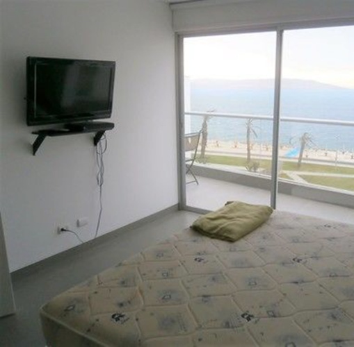 3 Bedrooms Apartment