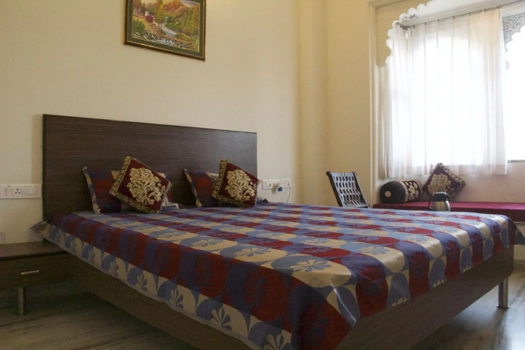 Deluxe Single room