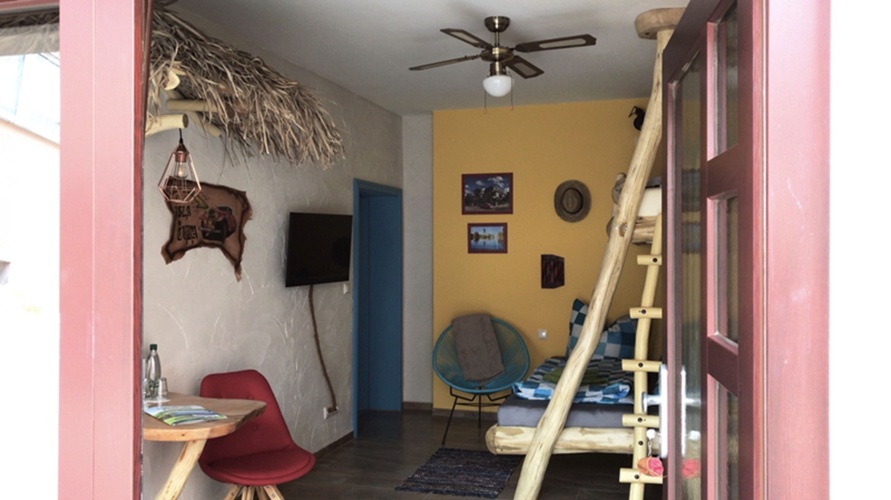 Standard Triple room