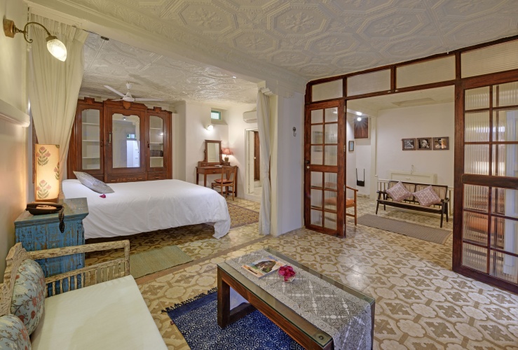Deluxe Double Suite with city view