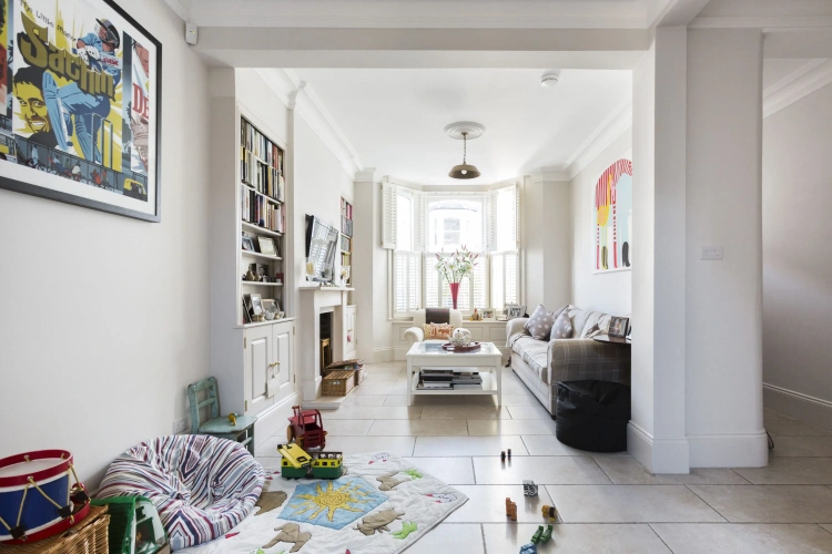 3 Bedrooms Apartment