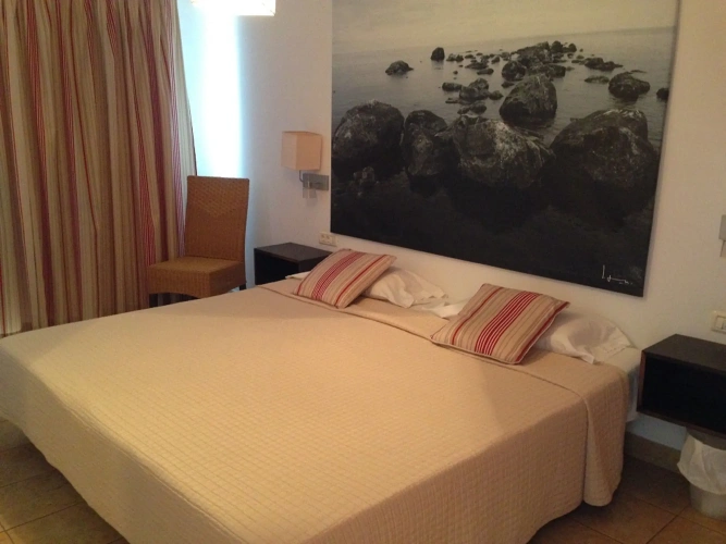1 Bedroom Apartment with ocean view