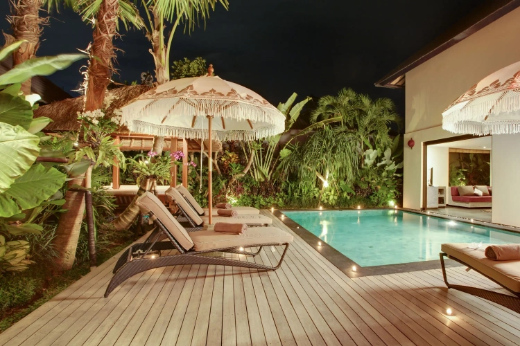 3 Bedrooms Villa