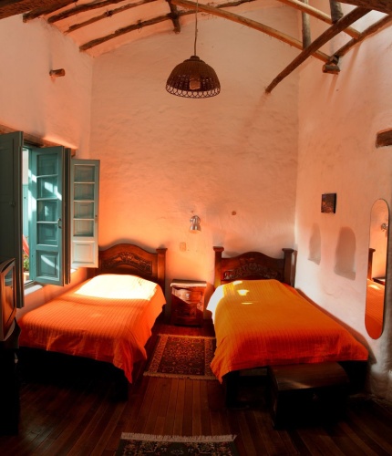 Standard Double room with courtyard view