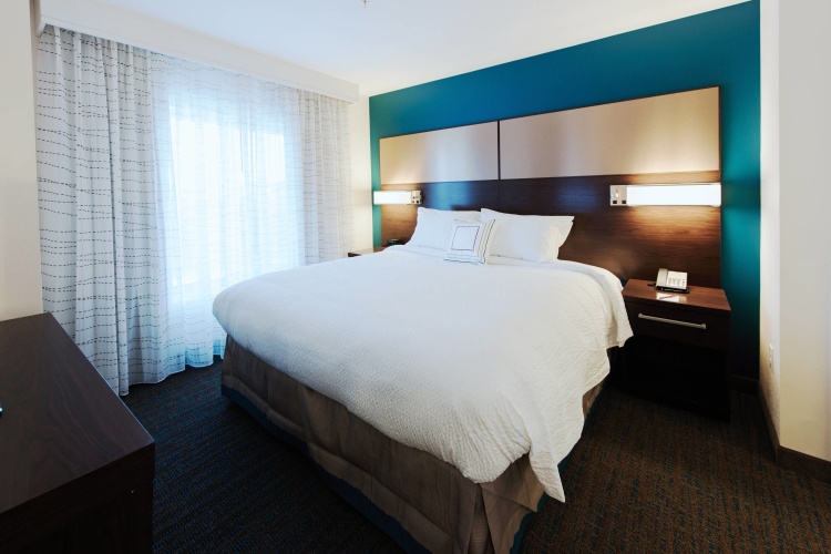 1 Bedroom Suite