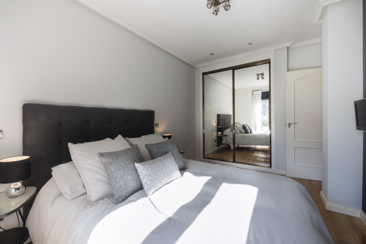 1 Bedroom Deluxe Apartment
