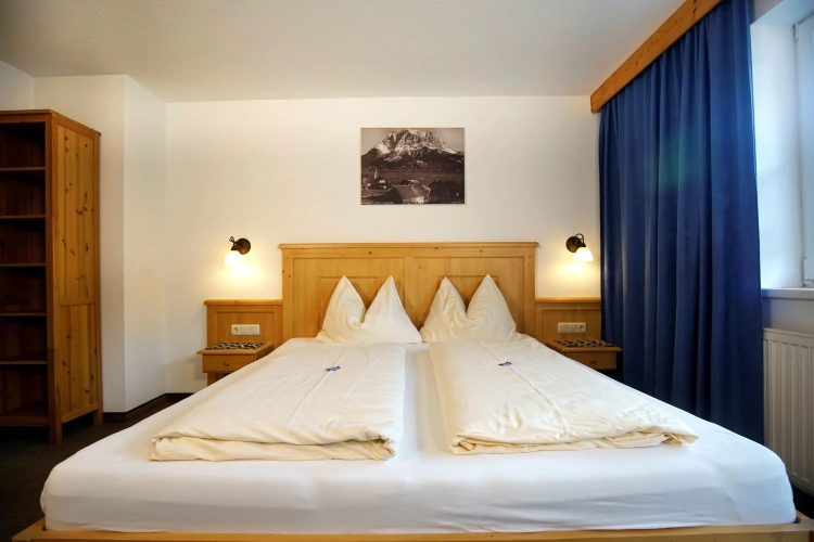 1 Bedroom Standard Apartment with balcony and with mountain view