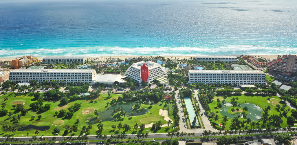 The Pyramid Cancun By Oasis photo 23