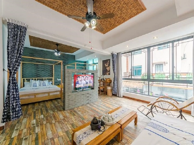 Quadruple Family Suite
