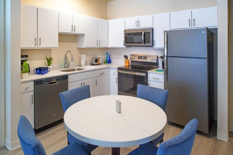 1 Bedroom Apartment