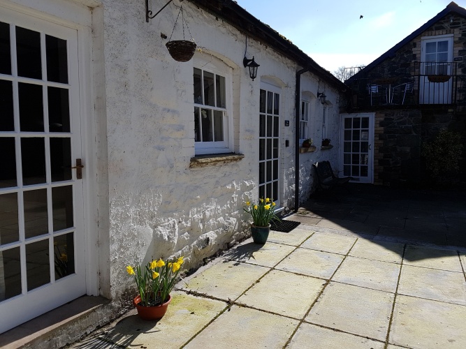 Double Cottage