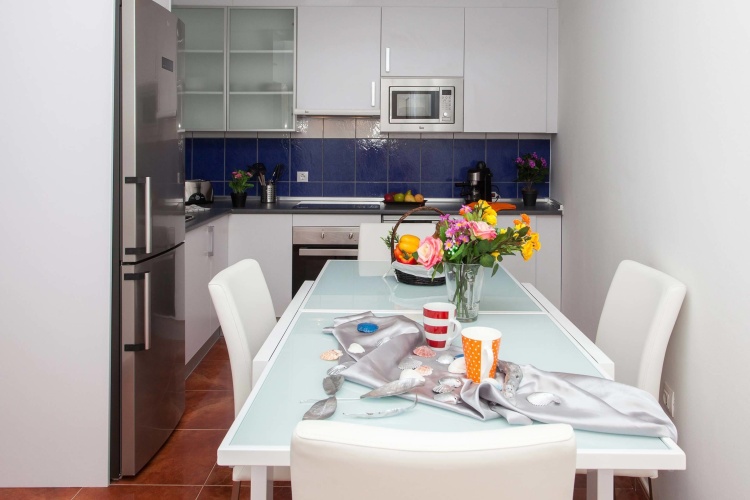 Quadruple Apartment