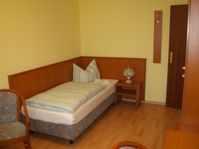 Standard Single room