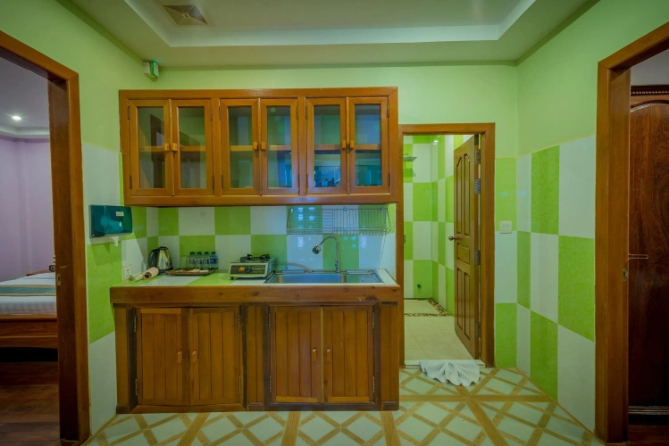 Quadruple Family Suite