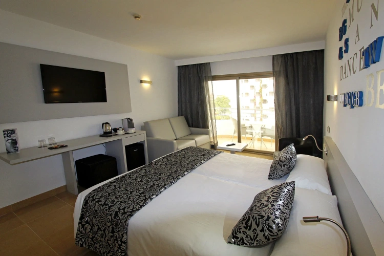 Twin Junior Suite