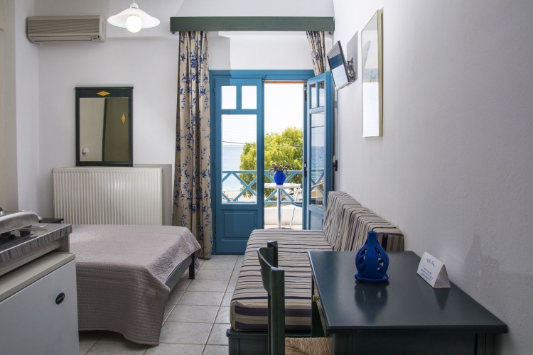 Standard Double room with balcony and with garden view