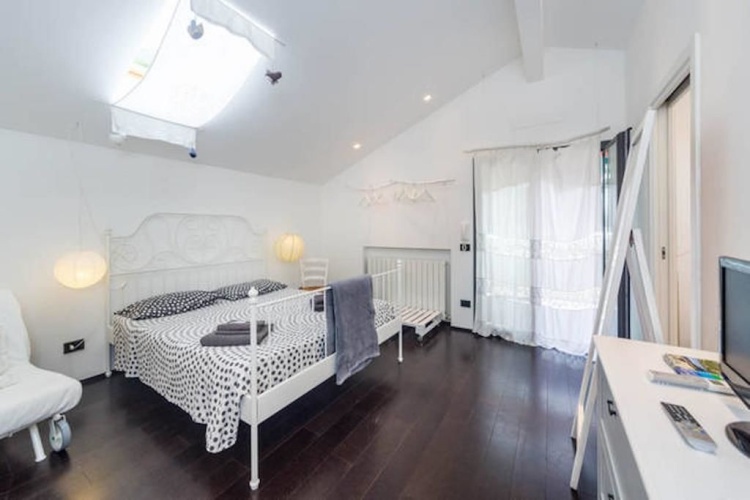 4 Bedrooms Comfort Cottage