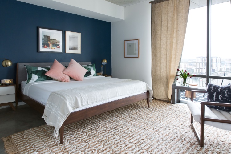 1 Bedroom Luxury Suite with balcony and with city view