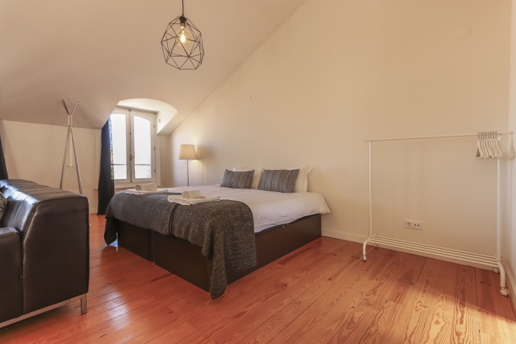 1 Bedroom Apartment with balcony
