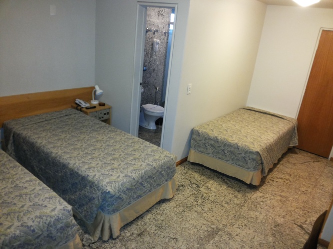 Standard Triple room