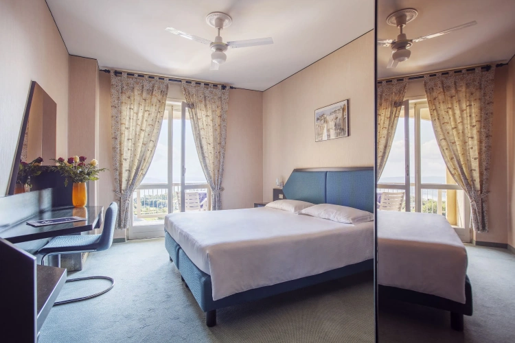 Comfort Double room with lake view
