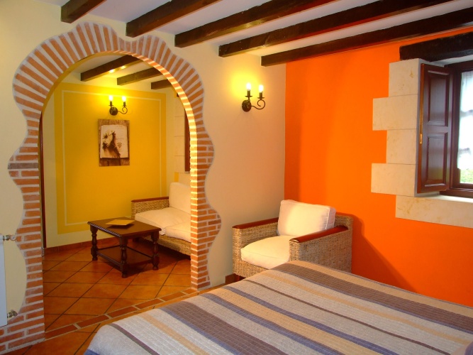 Standard Triple room