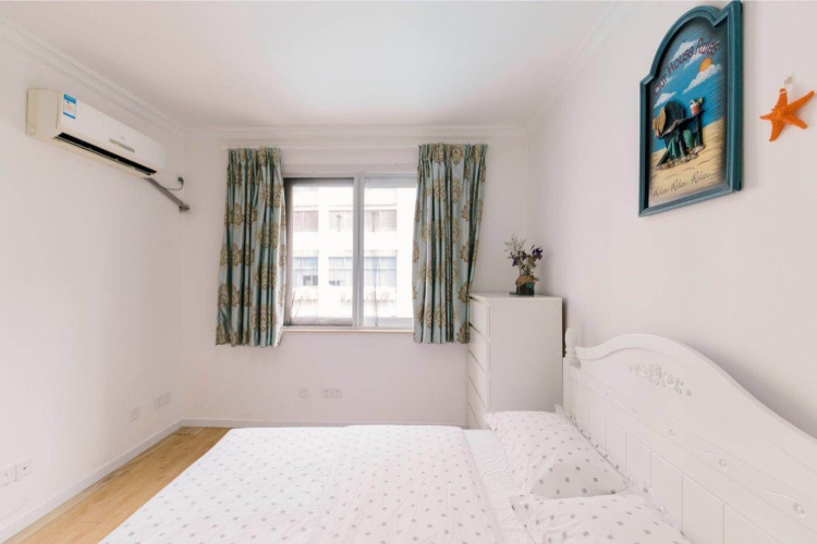 3 Bedrooms Sextuple Apartment