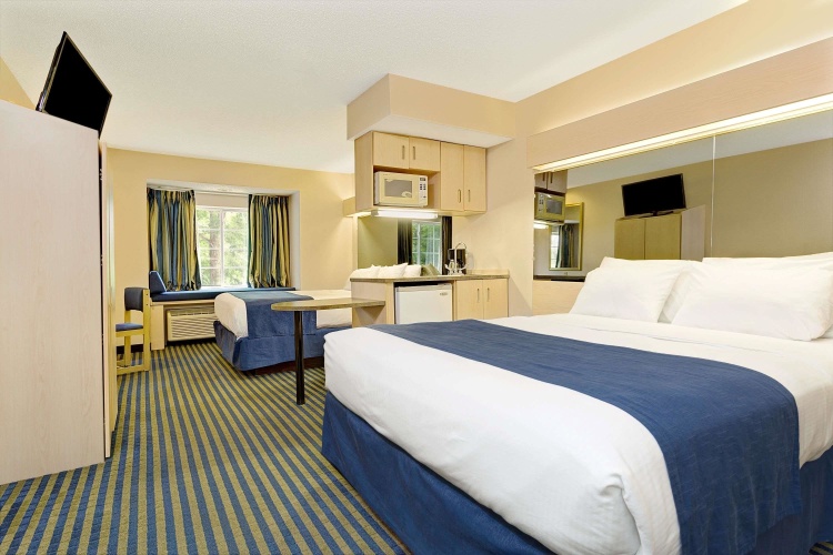 Quadruple Suite