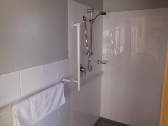 1 Bedroom Standard Suite