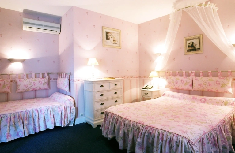 Superior Triple room