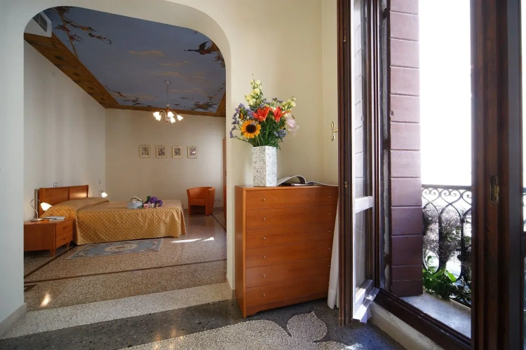 Superior Double room with canal view
