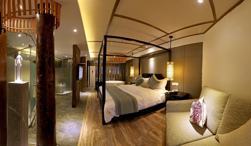 Suite with garden view