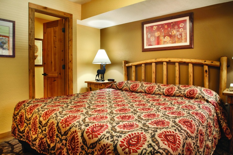 1 Bedroom Deluxe Suite