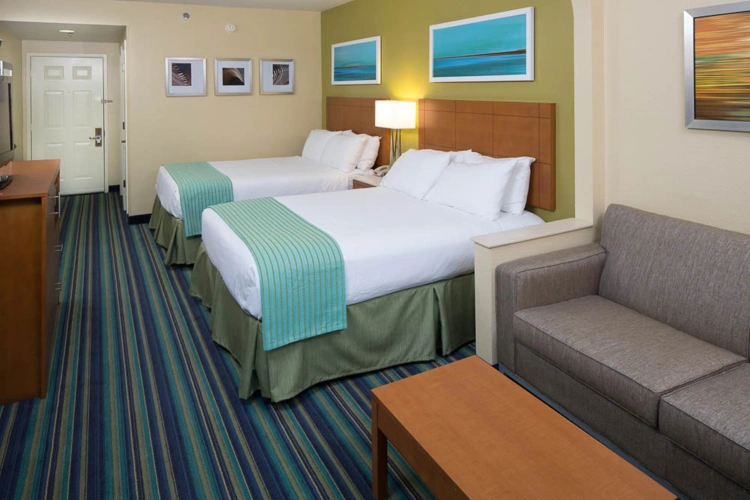 Quadruple Suite