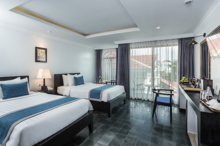 Family Suite with balcony