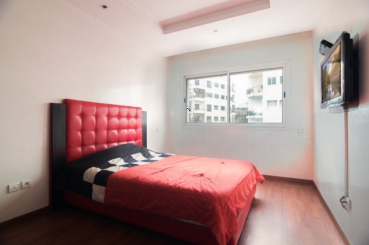 2 Bedrooms Apartment
