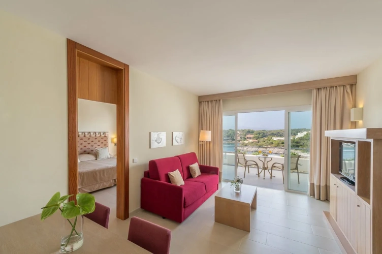 1 Bedroom Double Suite with garden view