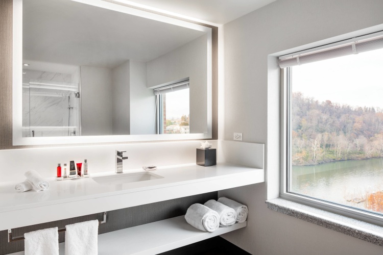 Standard Quadruple room with river view
