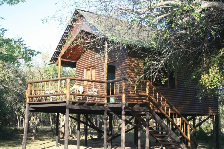 1 Bedroom Cottage with park view