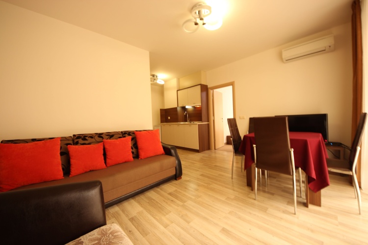 1 Bedroom Apartment