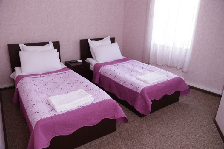 1 Bedroom Quadruple Suite