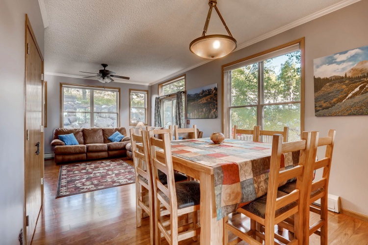 2 Bedrooms Cottage with balcony
