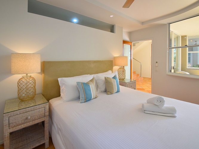 3 Bedrooms Apartment with ocean view